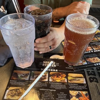Brooklyn's Beer & Burgers - Huge drinks. I think this is a 32 ounce cup. Me likey - American Near Me - Tucson, Arizona Brooklyn's Beer & Burgers - Huge drinks. I think this is a 32 ounce cup. Me likey - American Near Me - Tucson, Arizona