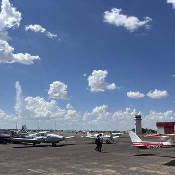 Hangar Cafe - Cafes Near Me - Chandler, Arizona