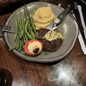 Kankakee Grille New Buffalo - Filet Mignon - American Near Me - New Buffalo, Michigan