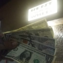Cash money. REFUND BITCHES! Cash money. REFUND BITCHES!