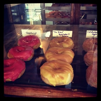 Dun-Well Doughnuts - Donuts Near Me - Brooklyn, New York