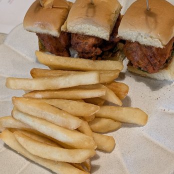 Kitchen Rumors - Pok Pok Po Chicken Sliders - Indian Near Me - Houston, Texas Kitchen Rumors - Pok Pok Po Chicken Sliders - Indian Near Me - Houston, Texas
