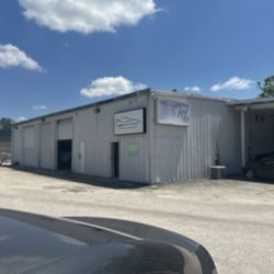 Lopez Auto Repair - Entrance