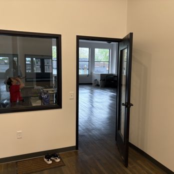 Free Hearts - Free Hearts fitness studio -- Friday, 2 May 2025 - Barre Classes Near Me - Cleveland, Ohio Free Hearts - Free Hearts fitness studio -- Friday, 2 May 2025 - Barre Classes Near Me - Cleveland, Ohio