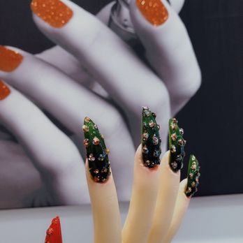 Yuki Nails - Nail Salons Near Me - Paris, 75 Yuki Nails - Nail Salons Near Me - Paris, 75