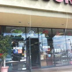 Bay Court Liquor - Typical liquor store