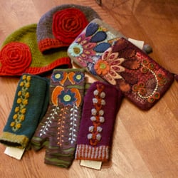 Stella - Wool and felt accesories