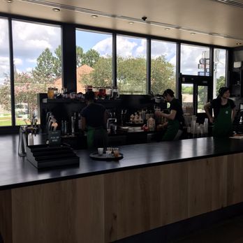 Starbucks - Coffee & Tea Near Me - Baton Rouge, Louisiana