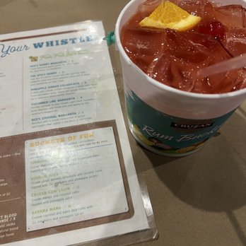 Red's Ice House - 32 oz Bahama Mama - Seafood Near Me - Mount Pleasant, South Carolina Red's Ice House - 32 oz Bahama Mama - Seafood Near Me - Mount Pleasant, South Carolina