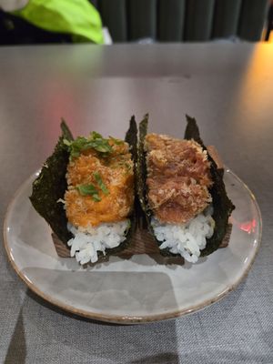 Seven Sushi & Robata by null