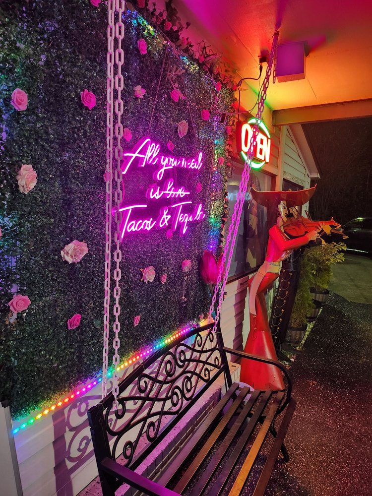 La Morenita Taqueria and Bar