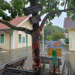 Lagoa da Conceição - Muito bonita e com variedade de restaurantes e atrações.Aos finais de semana acontecem feirinhas gastronômicas e de artesanato.