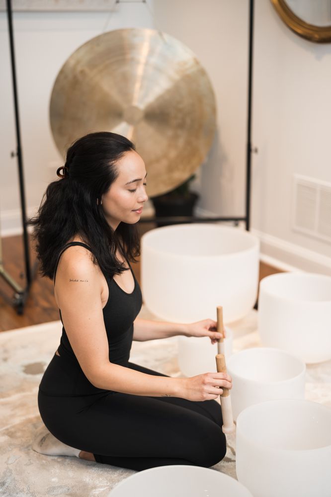 Sound Baths by Aud Logo