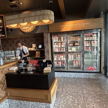 Salt & Straw - Ice Cream & Frozen Yogurt Near Me - Phoenix, Arizona Salt & Straw - Ice Cream & Frozen Yogurt Near Me - Phoenix, Arizona