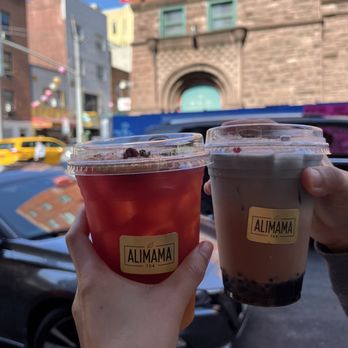 AlimamaTea - White Peach Sencha w Aiyu Jelly and Royal milk tea with mini boba - Desserts Near Me - New York, New York