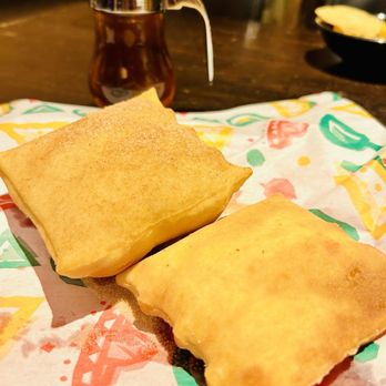 L & J Cafe - Sopapillas - Mexican Near Me - El Paso, Texas L & J Cafe - Sopapillas - Mexican Near Me - El Paso, Texas