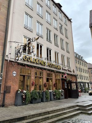 Goldenes Posthorn by null