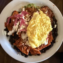 Chilaquiles with egg
