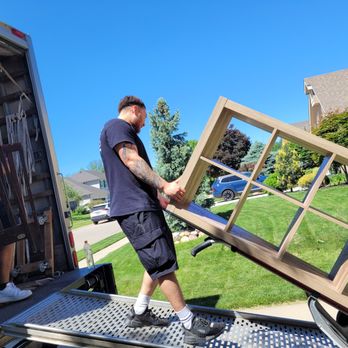 Black Belt Movers - Movers Near Me - Lincoln, Nebraska Black Belt Movers - Movers Near Me - Lincoln, Nebraska