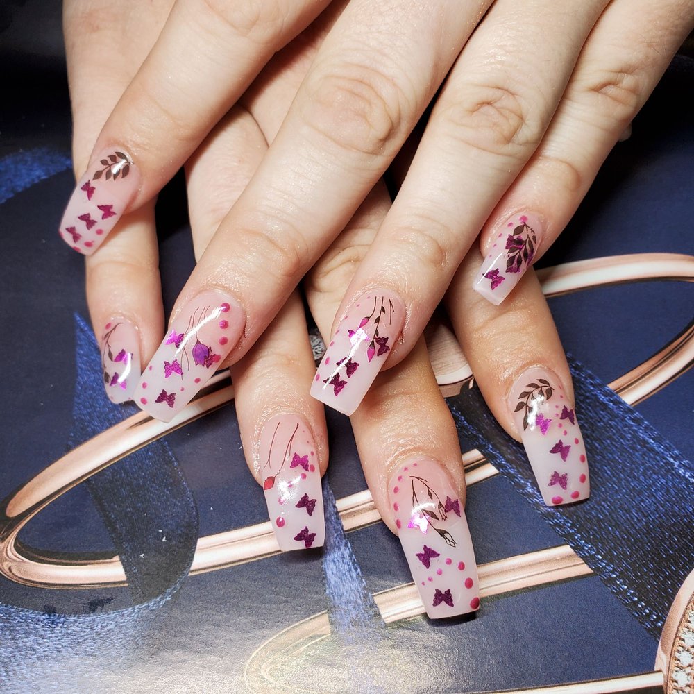 DIAMOND NAILS & SPA Updated May 2024 66 Photos & 11 Reviews 433