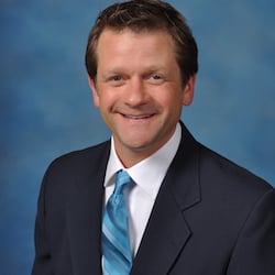 Robert Graham, MD - Dr. Robert Graham is an Orthopaedic Surgeon treating patients in Austin, TX.