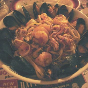 Buca di Beppo Italian Restaurant - Linguine Frutti di Mare - Italian Near Me - Redondo Beach, California Buca di Beppo Italian Restaurant - Linguine Frutti di Mare - Italian Near Me - Redondo Beach, California