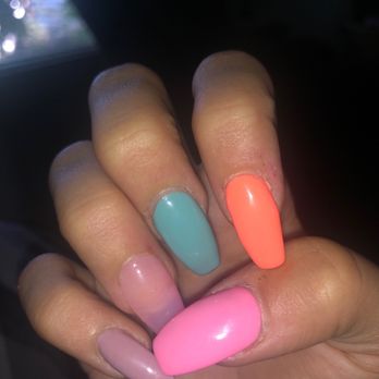 Bella Nails - Nail Salons Near Me - Redding, California Bella Nails - Nail Salons Near Me - Redding, California