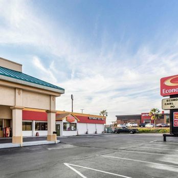 Econo Lodge - Hotels Near Me - Calhoun, Georgia