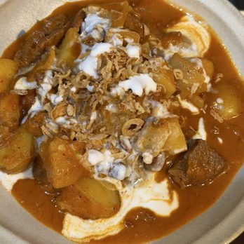 Glom Thai - Lamb curry - Thai Near Me - Berkeley, California