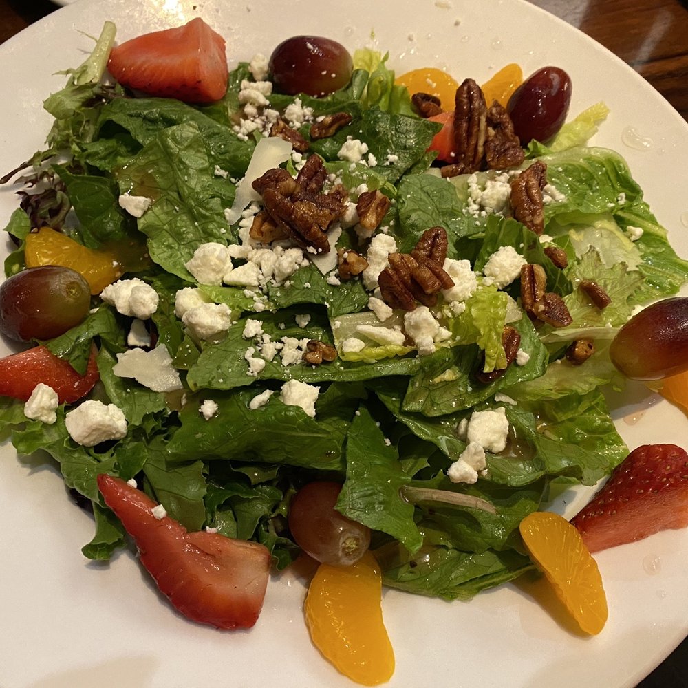 LongHorn Steakhouse - Strawberry & Pecan Salad - Steakhouses Near Me - Matthews, North Carolina LongHorn Steakhouse - Strawberry & Pecan Salad - Steakhouses Near Me - Matthews, North Carolina