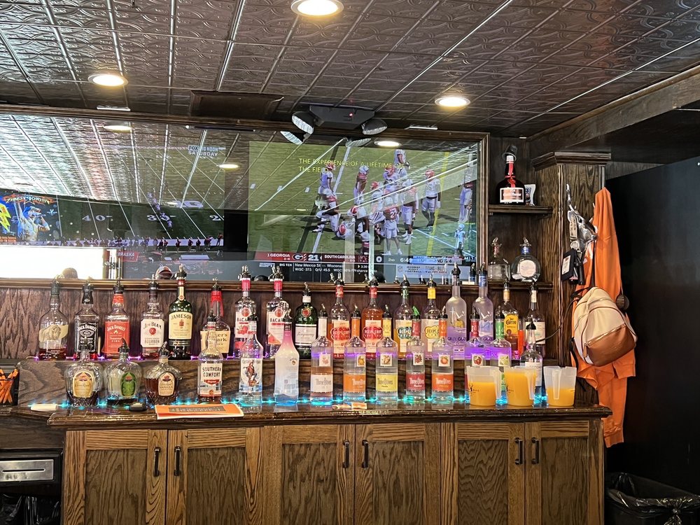 Social spots from Study Hall