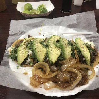 Taquería La Herradura - McAllen - Bisteck Tacos w/grilled onions,cheese and avocado - Mexican Near Me - McAllen, Texas Taquería La Herradura - McAllen - Bisteck Tacos w/grilled onions,cheese and avocado - Mexican Near Me - McAllen, Texas