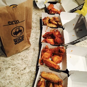 Buffalo Wild Wings - It's AARON! NOT ERIN! But I'm not going to cry about it (anymore). Lol - Chicken Wings Near Me - Silverdale, Washington