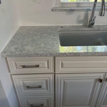 Affordable Granite - Kitchen countertops - Countertop Installation Near Me - Lakeland, Florida Affordable Granite - Kitchen countertops - Countertop Installation Near Me - Lakeland, Florida