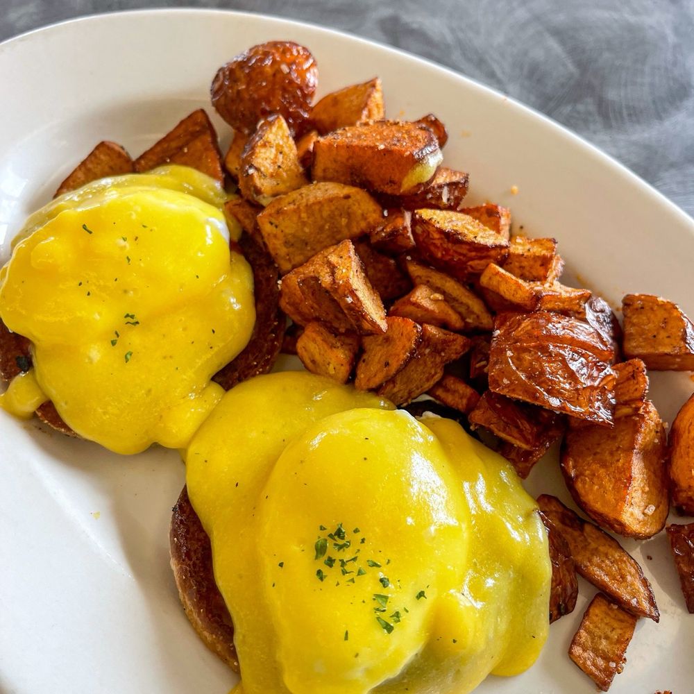 Matelli’s Taverna - Eggs Benedict - Breakfast & Brunch Near Me - Salem, New York Matelli’s Taverna - Eggs Benedict - Breakfast & Brunch Near Me - Salem, New York