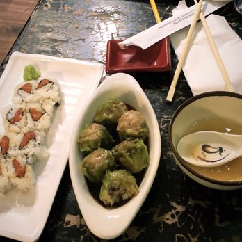 iZen's Drunken Bento - Hot Mami Roll, Wasabi Dumpling, Miso Soup - Sushi Bars Near Me - Cincinnati, Ohio iZen's Drunken Bento - Hot Mami Roll, Wasabi Dumpling, Miso Soup - Sushi Bars Near Me - Cincinnati, Ohio