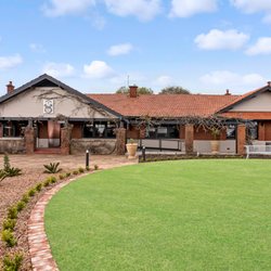 Elderton Wines - Cellar Door, enjoy our wines in the original homestead nestled in  the vineyard
