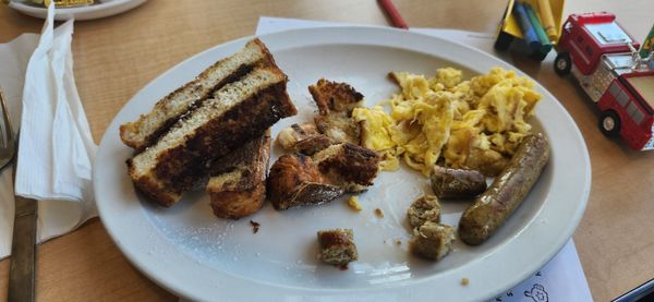 Peach's Restaurant by null