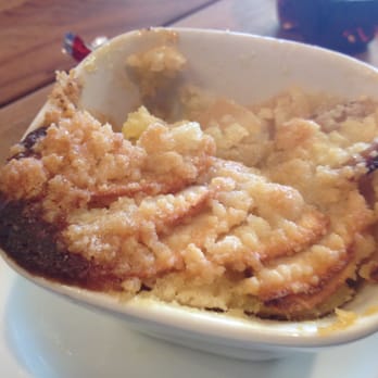 Restaurant Manora - Apple crumble was so good I forgot to take a picture until we were half way done with it. - Breakfast & Brunch Near Me - Geneva, GE