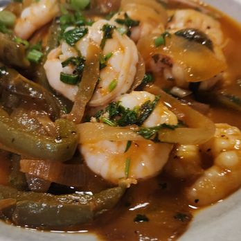 Winchell's - Amazing shrimp and grits! - American Near Me - Lexington, Kentucky