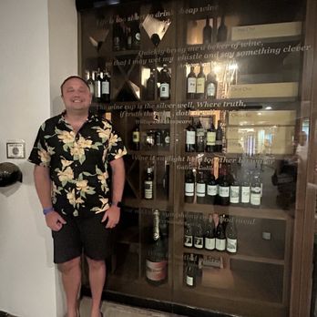 Ruth's Chris Steak House - Steakhouses Near Me - Wailea-Makena, Hawaii