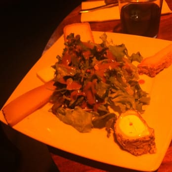 Le Bistrot des Cinéastes - Assiette de fromages - Wine Bars Near Me - Paris, 75 Le Bistrot des Cinéastes - Assiette de fromages - Wine Bars Near Me - Paris, 75