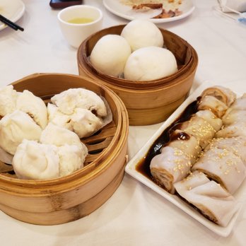 Royal Queen Restaurant - Char siu buns, sweet custard buns, rice roll with you tiao - Dim Sum Near Me - Flushing, New York Royal Queen Restaurant - Char siu buns, sweet custard buns, rice roll with you tiao - Dim Sum Near Me - Flushing, New York