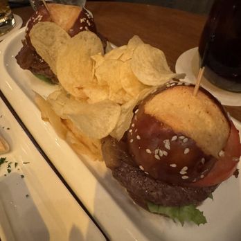 The Prince Kitano - Angus beef sliders - Hotels Near Me - New York, New York