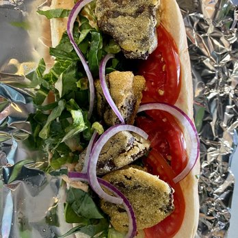 Juicy's Wellness Cafe - Delicious crispy tofu po boy.. sells QUICKLY - Juice Bars & Smoothies Near Me - McMinnville, Tennessee