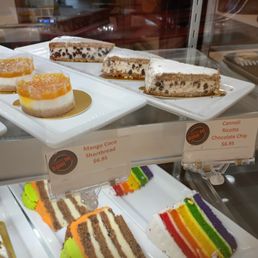 Mongo Coco Shortbread, Cannoli Ricotta Chocolate Chip Mongo Coco Shortbread, Cannoli Ricotta Chocolate Chip