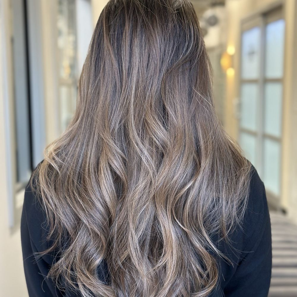 Brian Guy Studio 14 - My hair with outdoor lighting - Hair Stylists Near Me - Irvine, California Brian Guy Studio 14 - My hair with outdoor lighting - Hair Stylists Near Me - Irvine, California