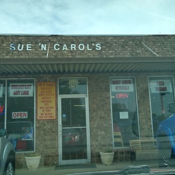 Sue N Carol's Restaurant - the front of the building - New American Near Me - Texarkana, Arkansas Sue N Carol's Restaurant - the front of the building - New American Near Me - Texarkana, Arkansas