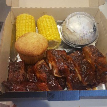 Famous Dave's Bar-B-Que - South Side Rib Tips - Barbeque Near Me - North Riverside, Illinois