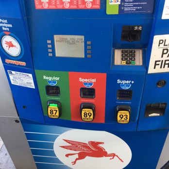 Snappy Convenience Center - Gas Stations Near Me - Chicago, Illinois Snappy Convenience Center - Gas Stations Near Me - Chicago, Illinois